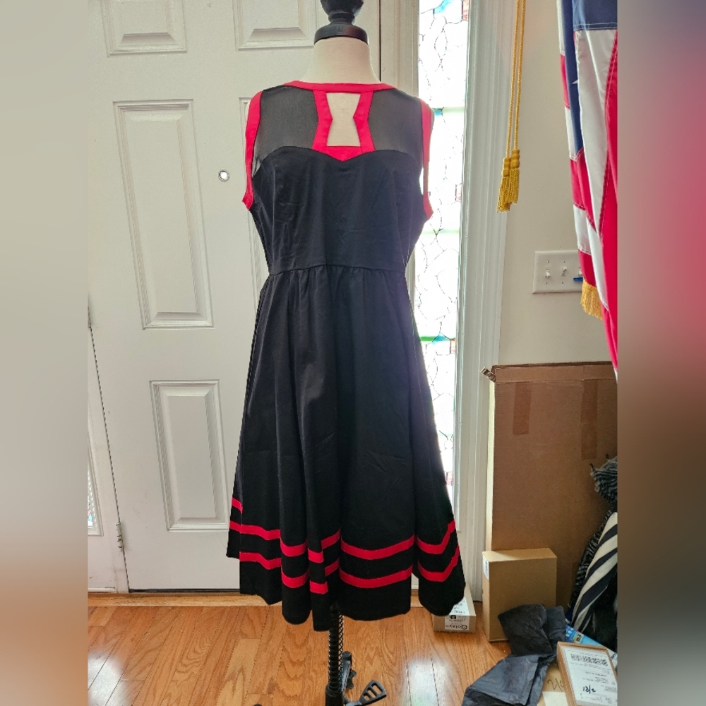 Disney Dress Shop Her Universe Black Widow XL NWT